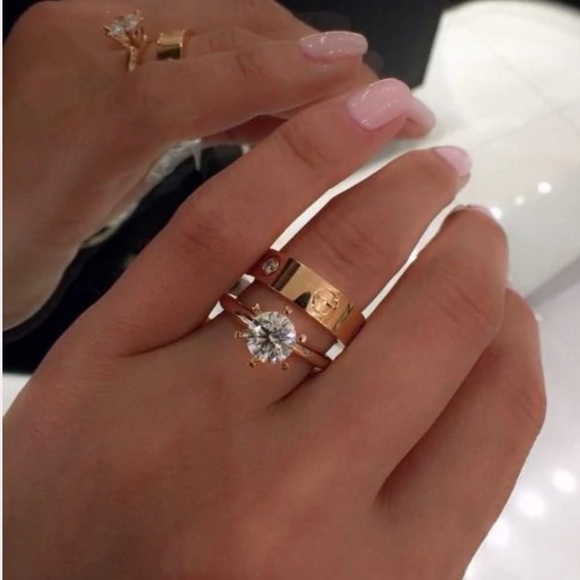 NEW Size 7 stainless steel gold plated love ring 😍 - Picture 2 of 8